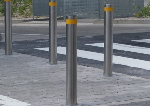 Słupki i barierki wygrodzeniowe | parkingplus.pl